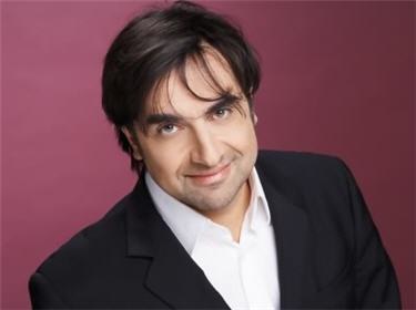 Interview de andré manoukian